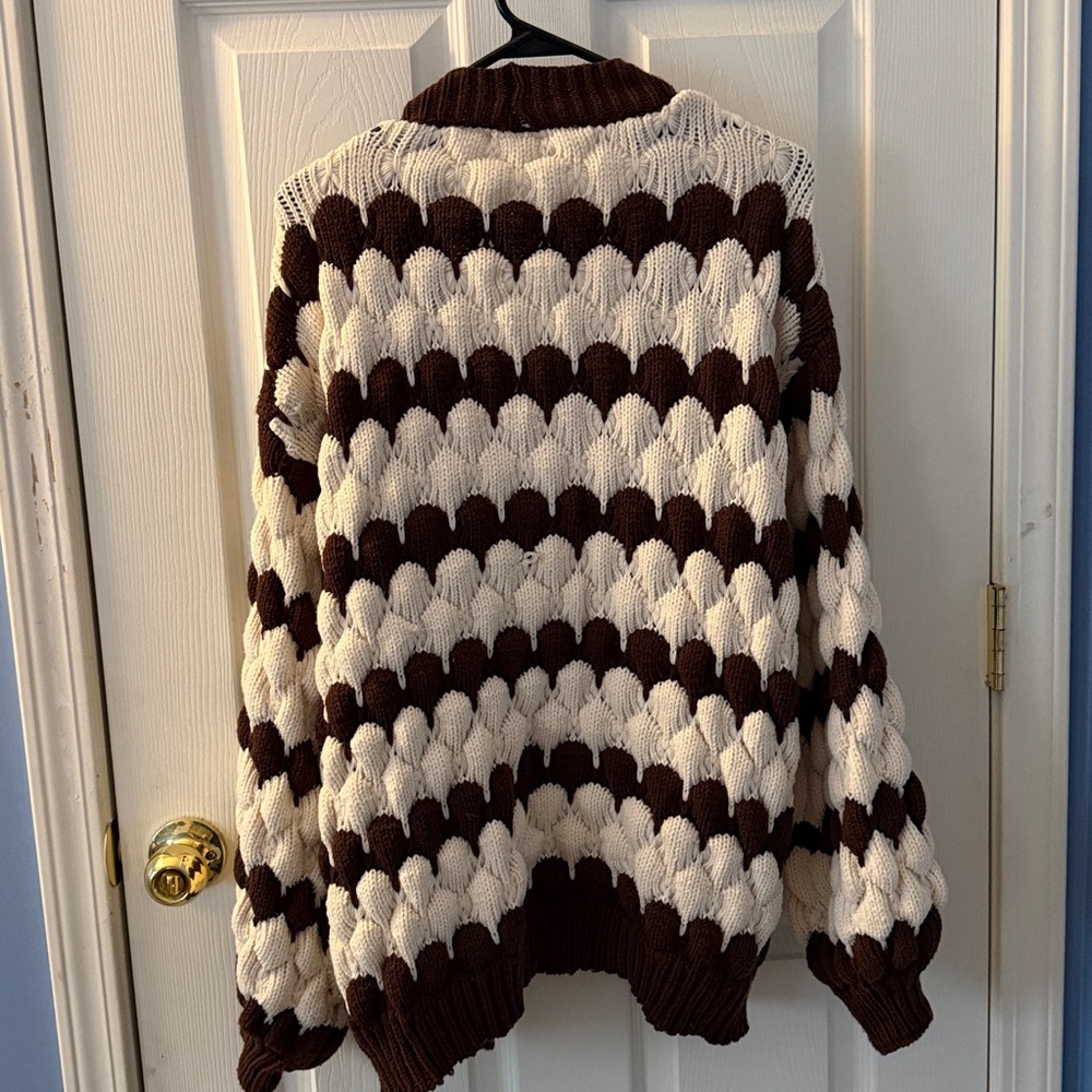 Chunky Knit Brown and Cream Sweater - loose fit soft - Picture 5 of 5